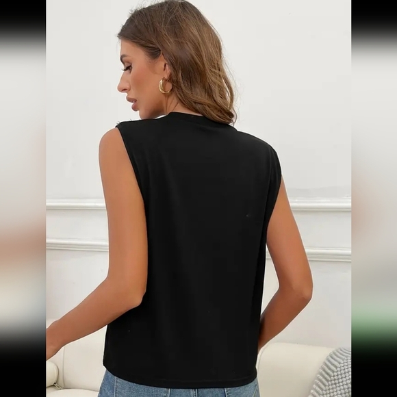 Elegant Blouse Top - Picture 4 of 4